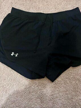 Under Armour black shorts, Size M #athletic #running